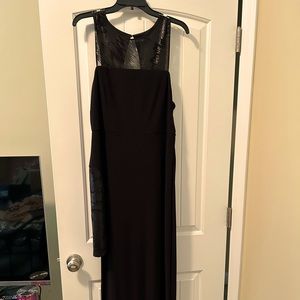 Guess long black gown